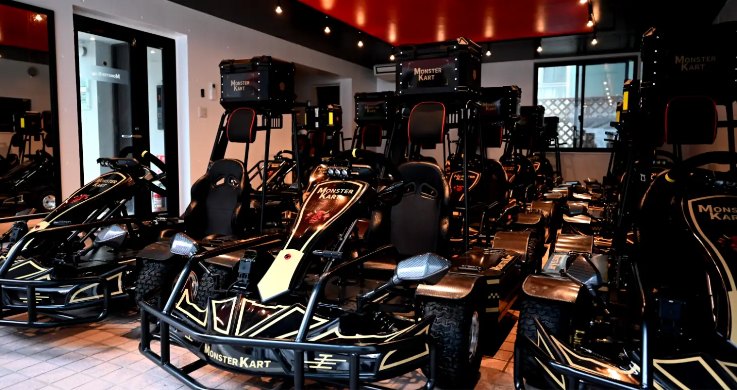 MONSTER KART